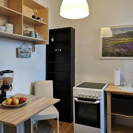 Center & Stadthaus, Zentrum