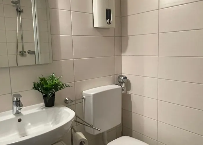 Center & Stadthaus, Zentrum * ترير